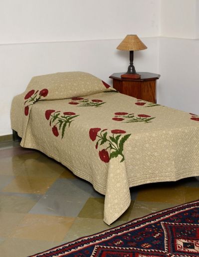 French Traditionally Quilted Bed Cover in Golconda Poppy Print